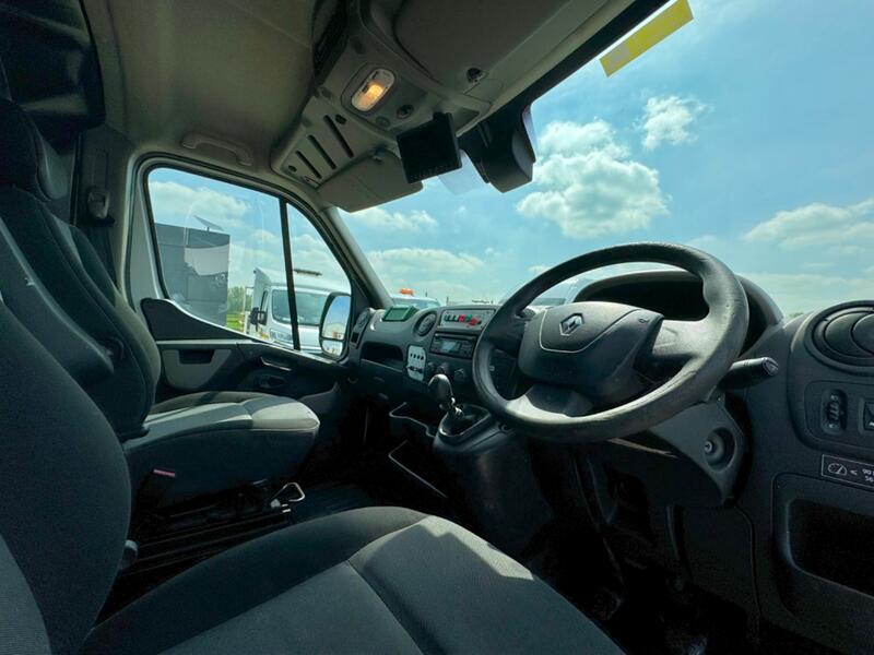 RENAULT MASTER