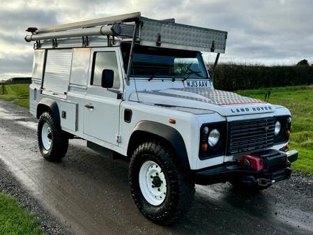 LAND ROVER DEFENDER 2.2 TDCi UTILITY SPEC 4X4 