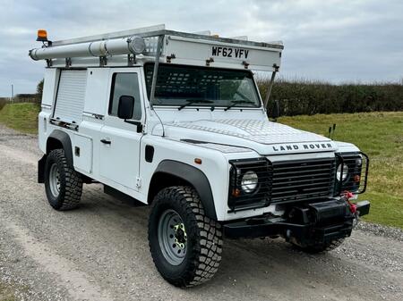 LAND ROVER DEFENDER 2.2 TDCi UTILITY SPEC EX NATIONAL GRID