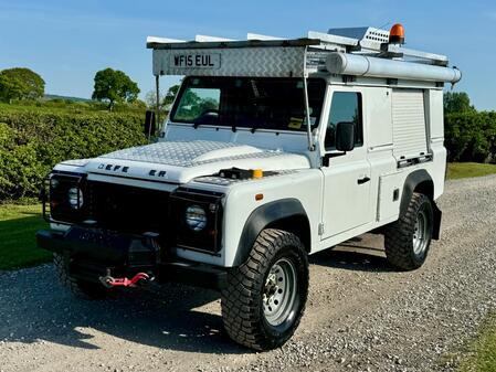 LAND ROVER DEFENDER 2.2 TDCI UTILITY SPEC EX NATIONAL GRID