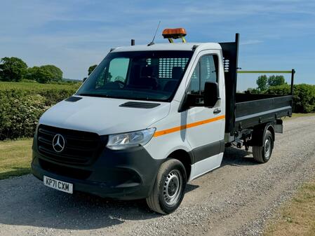 MERCEDES-BENZ SPRINTER 2.0 315 CDI L2 MWB RWD DROPSIDE TIPPER